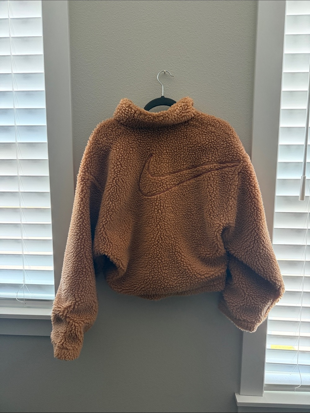 Nike Tan/Brown Sherpa Zip Jacket with Maroon Swoosh - Picture 2 of 4